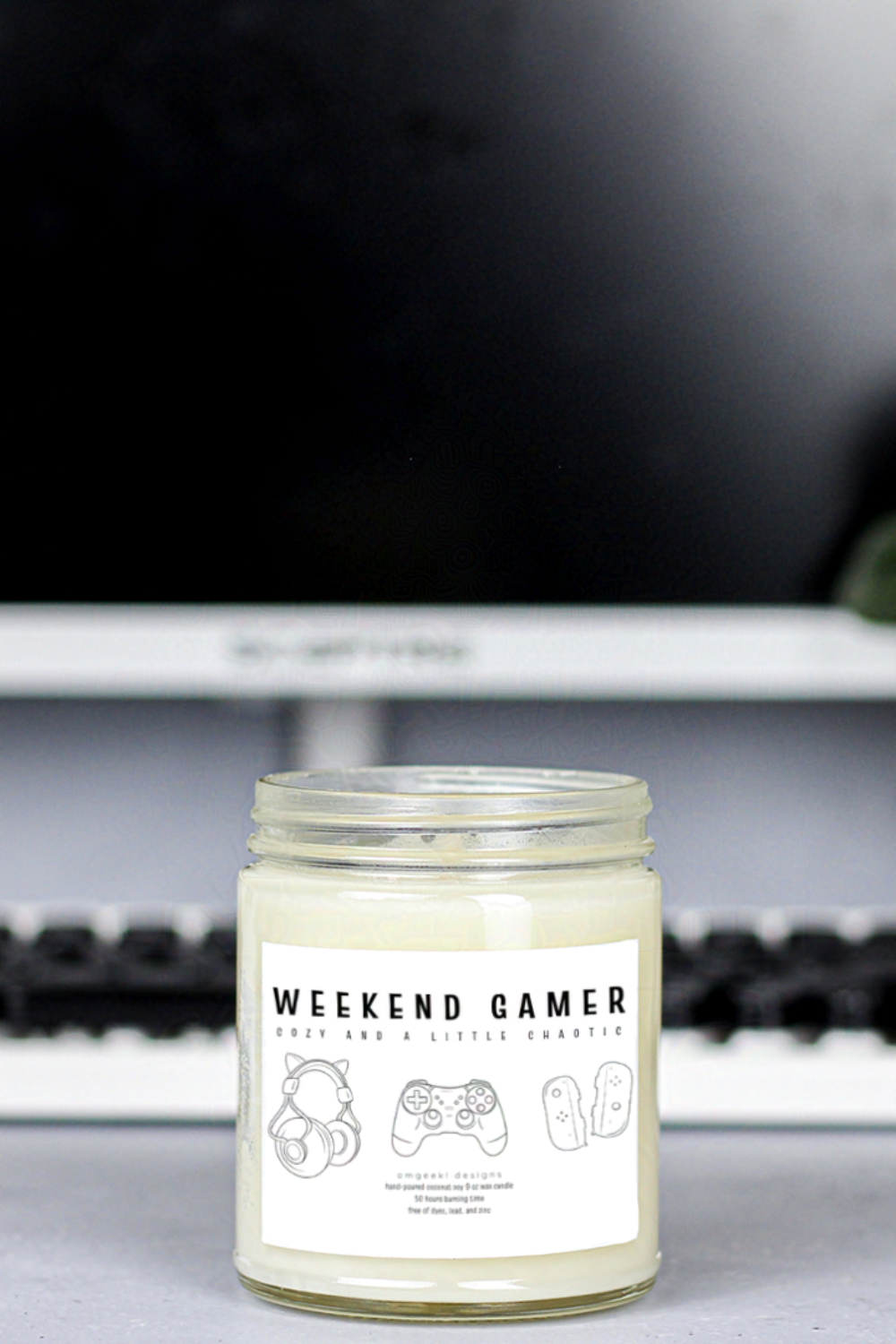 Weekend Gamer – Scented Soy Candle for Chill Gaming Marathons